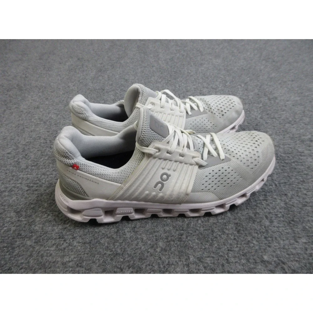 On Cloudstratus Shoes Womens Size 10.5 Swiss Engineering Running Athletic Sneake